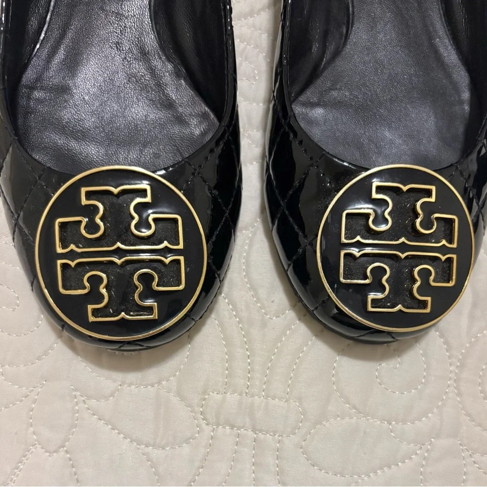 Tory Burch Quinn Black Patent Leather Quilted Ballet Flat Black Gold Logo Size 5
